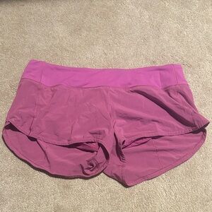 Lululemon Speed Up Shorts 2.5